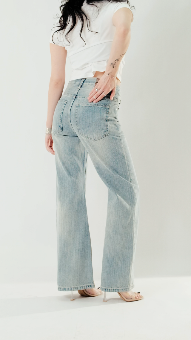 straight retro* jeans