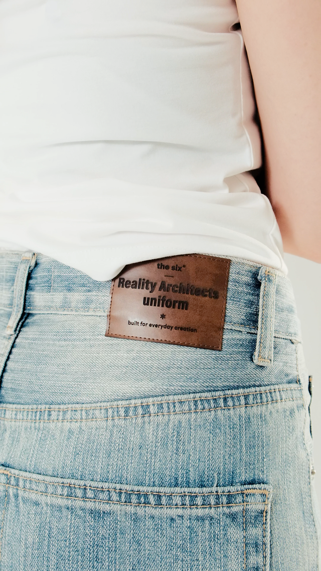 straight retro* jeans