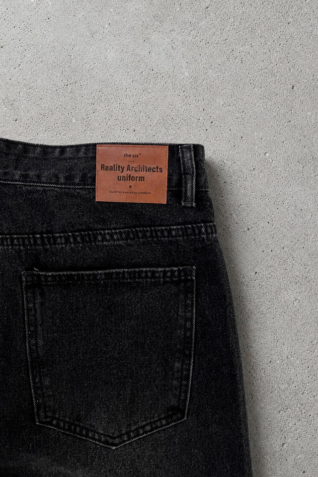 black baggy* jeans