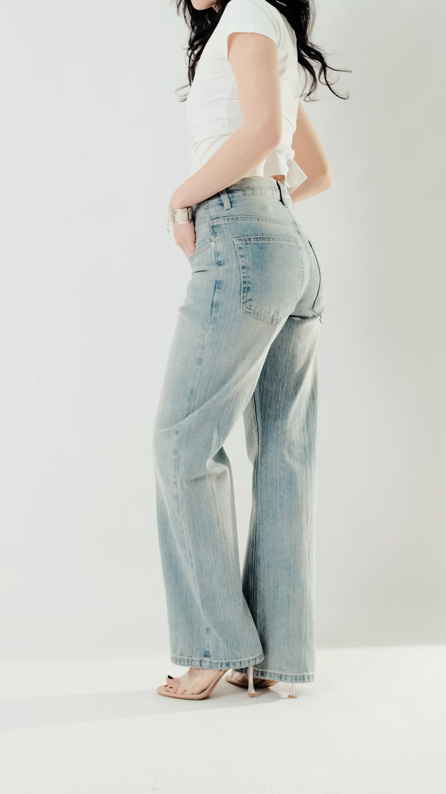 straight retro* jeans