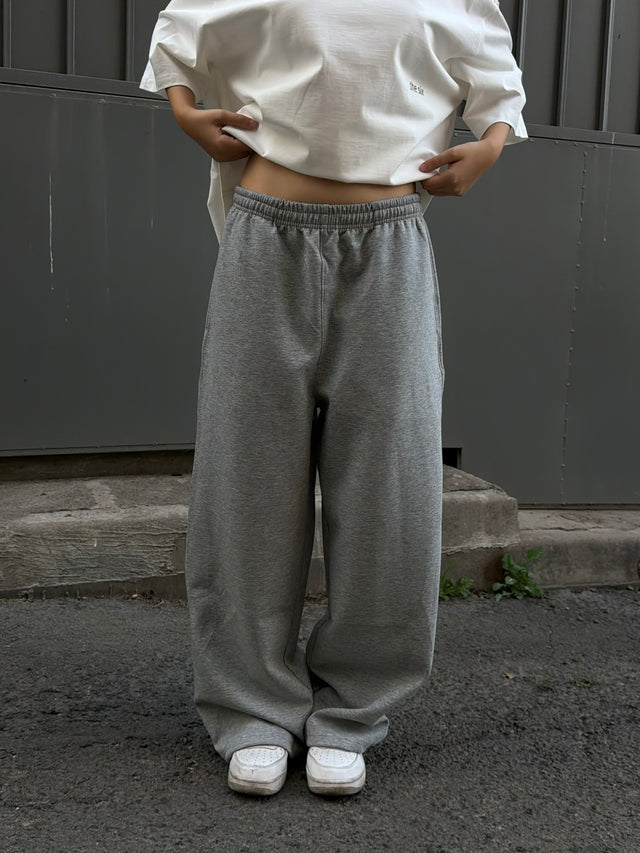 sport pants