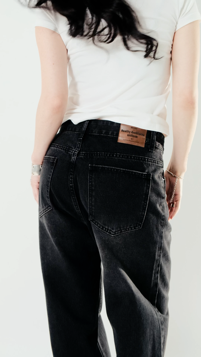 black baggy* jeans