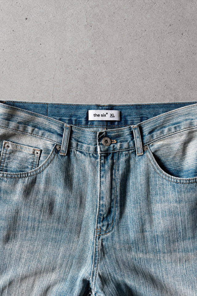 straight retro* jeans