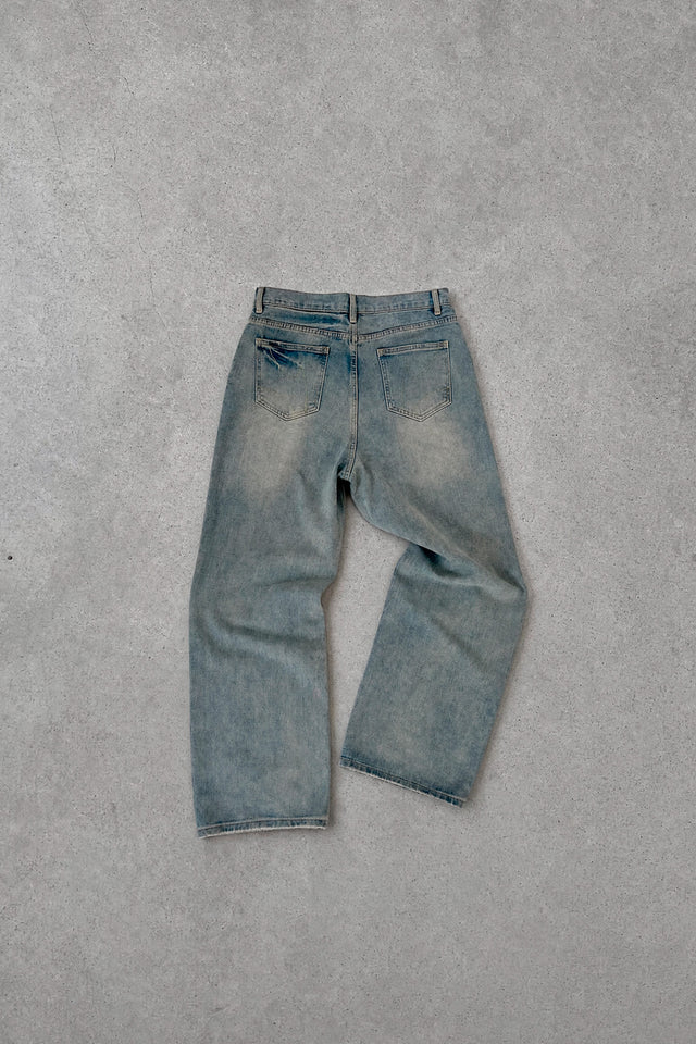 straight blue* jeans